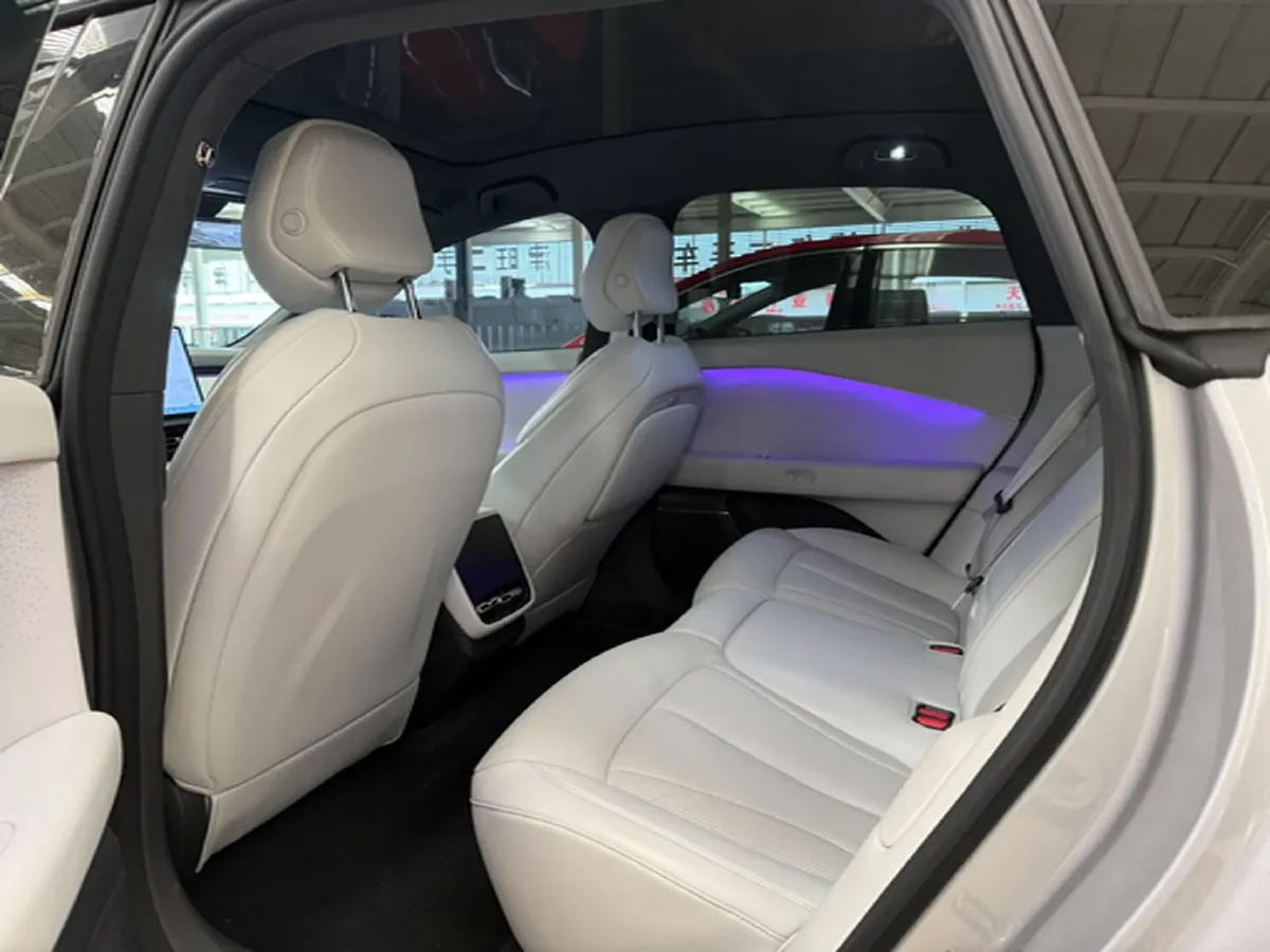 2024 Xpeng P7+ BEV 60.7KWH,autocango,china used car exporter,china ev exporter,chinese used car exporter,chinese used ev exporter