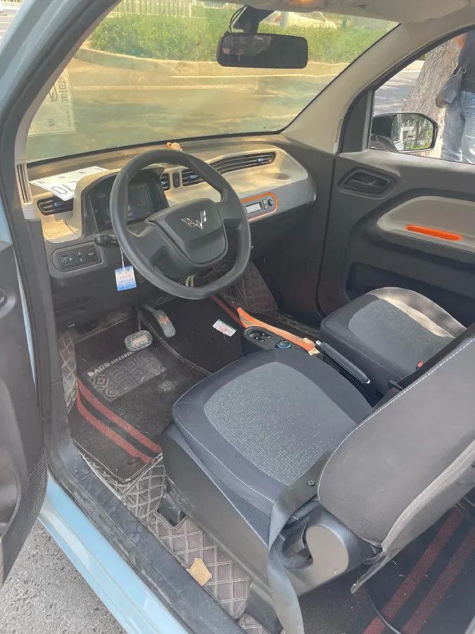 2020 WuLing HongGuang MINI EV BEV 13.8KWH,autocango,china used car exporter,china ev exporter,chinese used car exporter,chinese used ev exporter