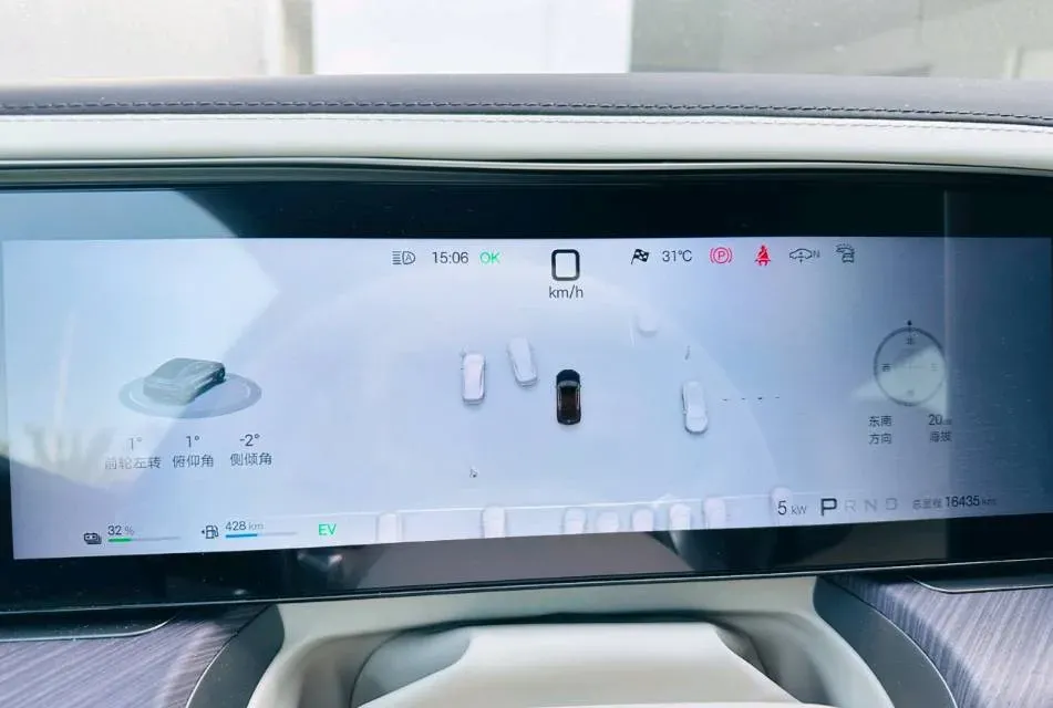2024 Denza DenzaZ9 2.0T 207HP L4 E-CVT PHEV 38.5KWH,autocango,china used car exporter,china ev exporter,chinese used car exporter,chinese used ev exporter
