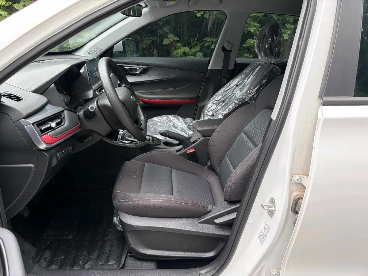 2024 Chery Tiggo 5x 1.5L 120HP L4 5MT,autocango,china used car exporter,china ev exporter,chinese used car exporter,chinese used ev exporter
