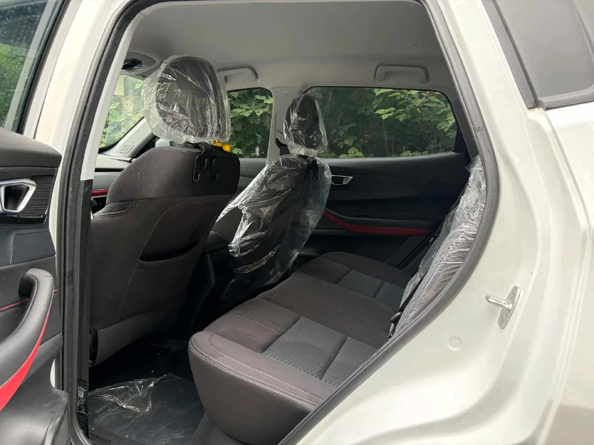 2024 Chery Tiggo 5x 1.5L 120HP L4 5MT,autocango,china used car exporter,china ev exporter,chinese used car exporter,chinese used ev exporter