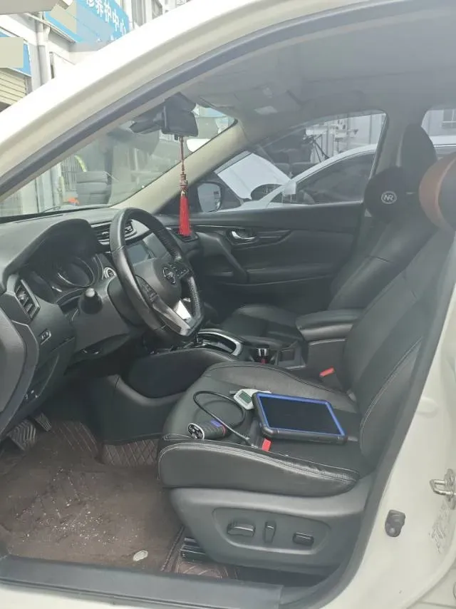 2021 Nissan X-Trail 2.0L 151HP L4 CVT,autocango,china used car exporter,china ev exporter,chinese used car exporter,chinese used ev exporter