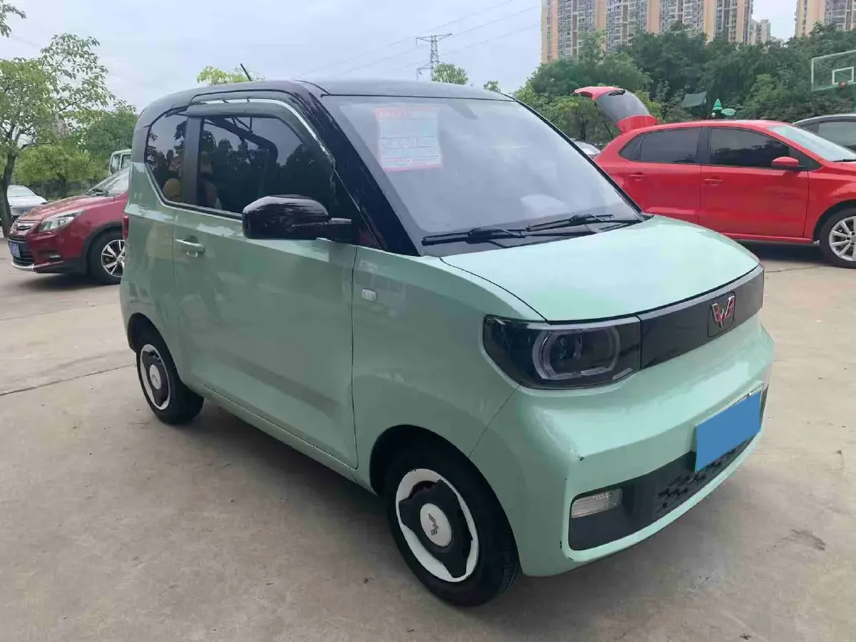 2021 WuLing HongGuang MINI EV BEV 13.9KWH,autocango,china used car exporter,china ev exporter,chinese used car exporter,chinese used ev exporter