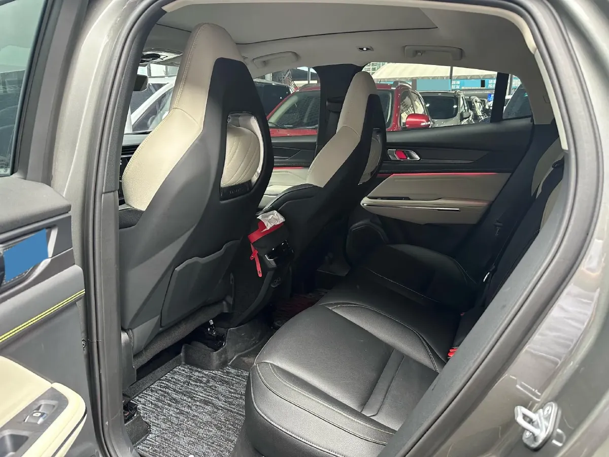 2020 LYNK&CO 05 2.0T 254HP L4 8AT,autocango,china used car exporter,china ev exporter,chinese used car exporter,chinese used ev exporter