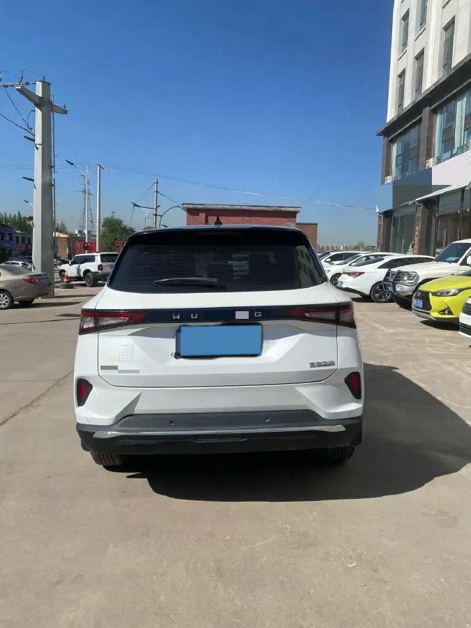 2021 WuLing XingChen 1.5T 147HP L4 CVT,autocango,china used car exporter,china ev exporter,chinese used car exporter,chinese used ev exporter