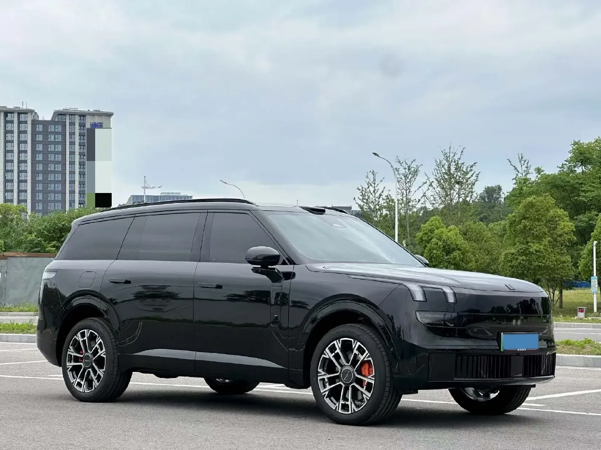 2025 LYNK&CO 900 2.0T 254HP L4 3DHT PHEV,autocango,china used car exporter,china ev exporter,chinese used car exporter,chinese used ev exporter