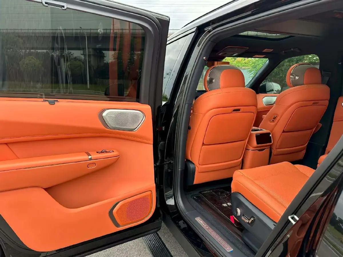2025 LYNK&CO 900 2.0T 254HP L4 3DHT PHEV,autocango,china used car exporter,china ev exporter,chinese used car exporter,chinese used ev exporter