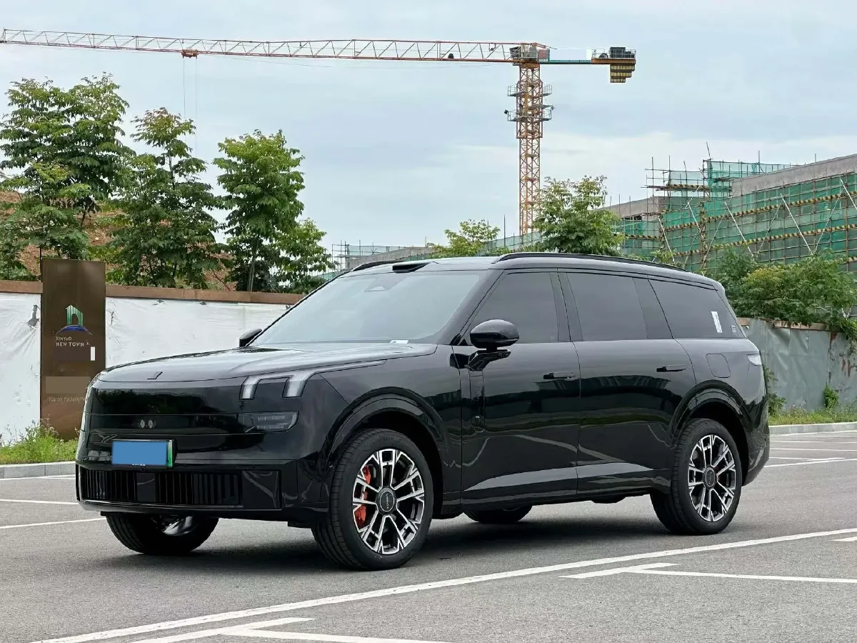 2025 LYNK&CO 900 2.0T 254HP L4 3DHT PHEV,autocango,china used car exporter,china ev exporter,chinese used car exporter,chinese used ev exporter