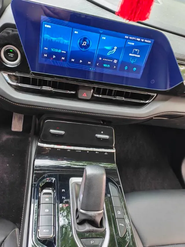 2020 WuLing KaiJie 1.5T 147HP L4 CVT,autocango,china used car exporter,china ev exporter,chinese used car exporter,chinese used ev exporter