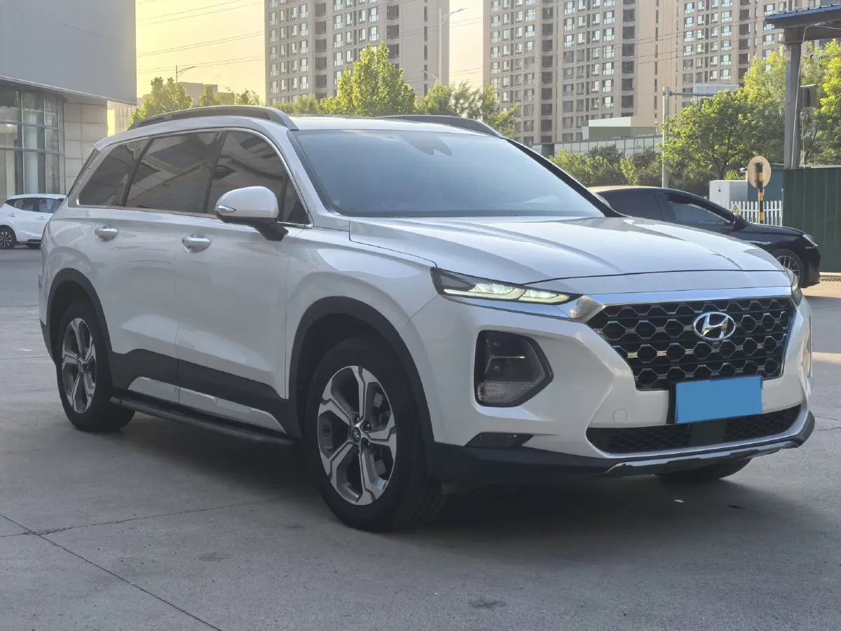 2019 Hyundai Santafe 2.0T 240HP L4 8AT,autocango,china used car exporter,china ev exporter,chinese used car exporter,chinese used ev exporter
