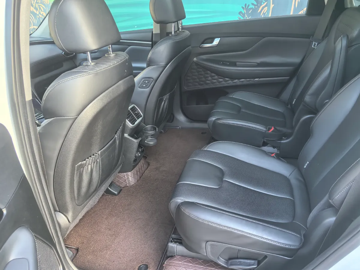 2019 Hyundai Santafe 2.0T 240HP L4 8AT,autocango,china used car exporter,china ev exporter,chinese used car exporter,chinese used ev exporter