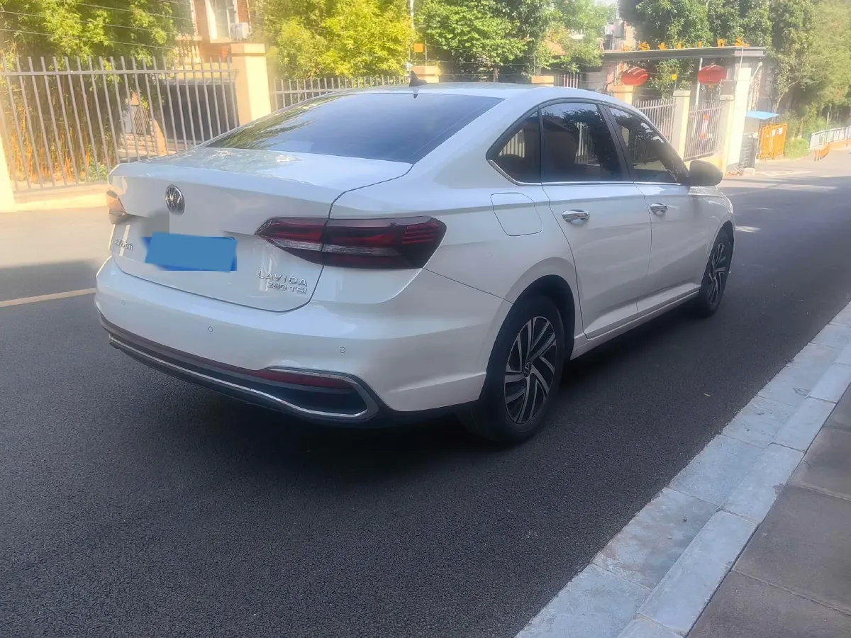 2023 Volkswagen Lavida 1.4T 150HP L4 7DCT,autocango,china used car exporter,china ev exporter,chinese used car exporter,chinese used ev exporter