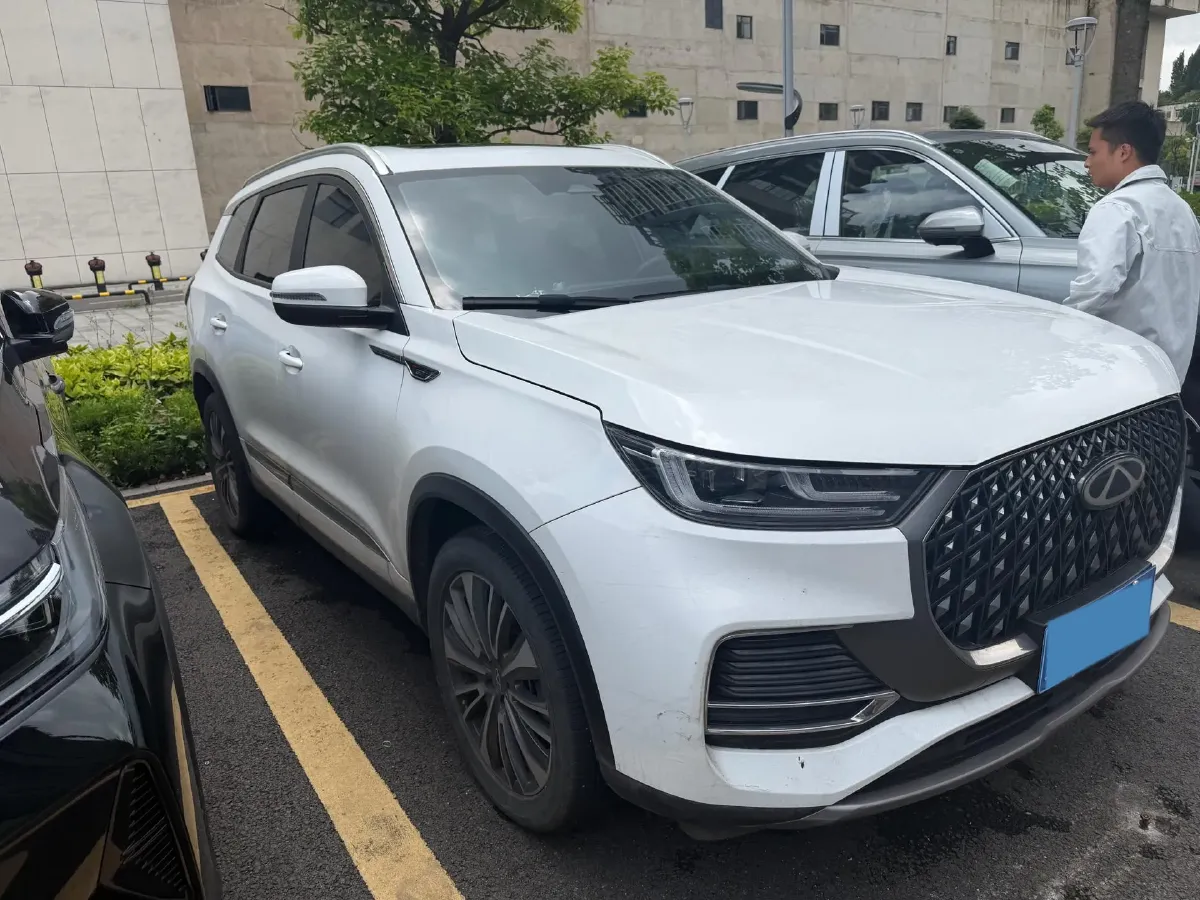2024 Chery Tiggo 8 Plus 2.0T 254HP L4 7DCT,autocango,china used car exporter,china ev exporter,chinese used car exporter,chinese used ev exporter