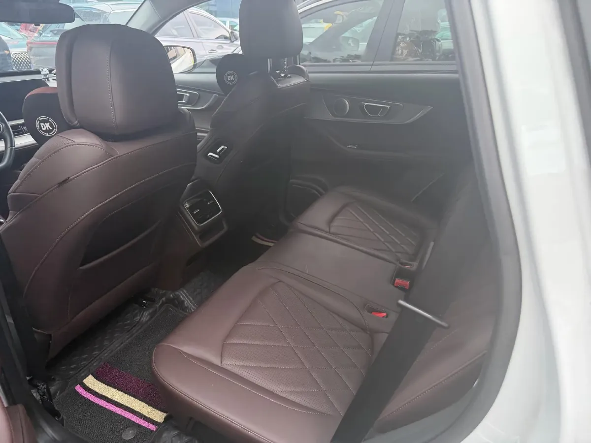2024 Chery Tiggo 8 Plus 2.0T 254HP L4 7DCT,autocango,china used car exporter,china ev exporter,chinese used car exporter,chinese used ev exporter