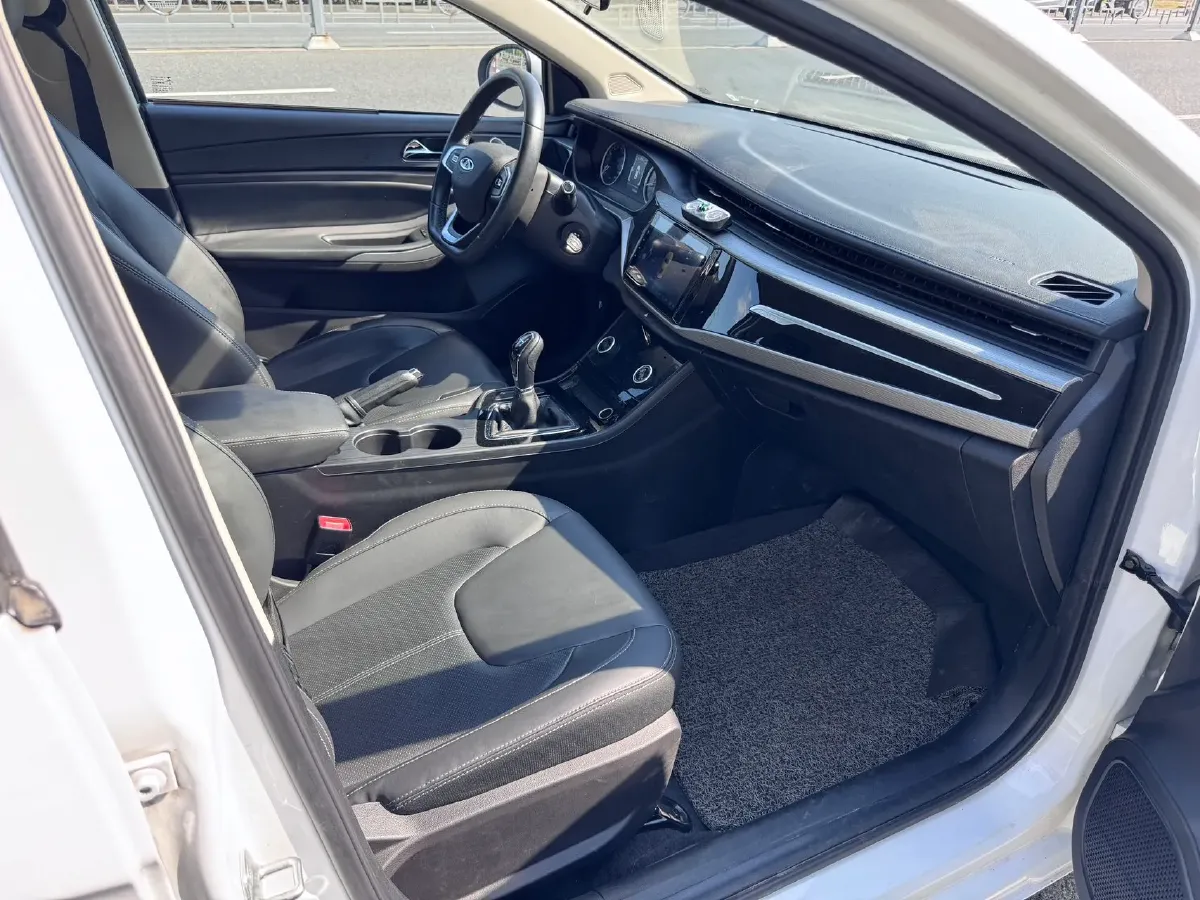 2021 Chery Arrizo 5 1.5L 116HP L4 5MT,autocango,china used car exporter,china ev exporter,chinese used car exporter,chinese used ev exporter