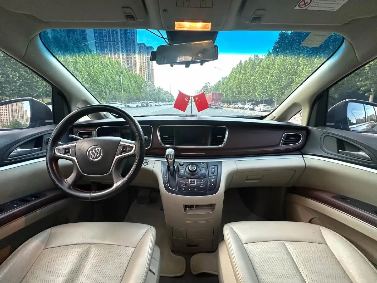 2018 Buick GL8 2.0T 260HP L4 6AT,autocango,china used car exporter,china ev exporter,chinese used car exporter,chinese used ev exporter