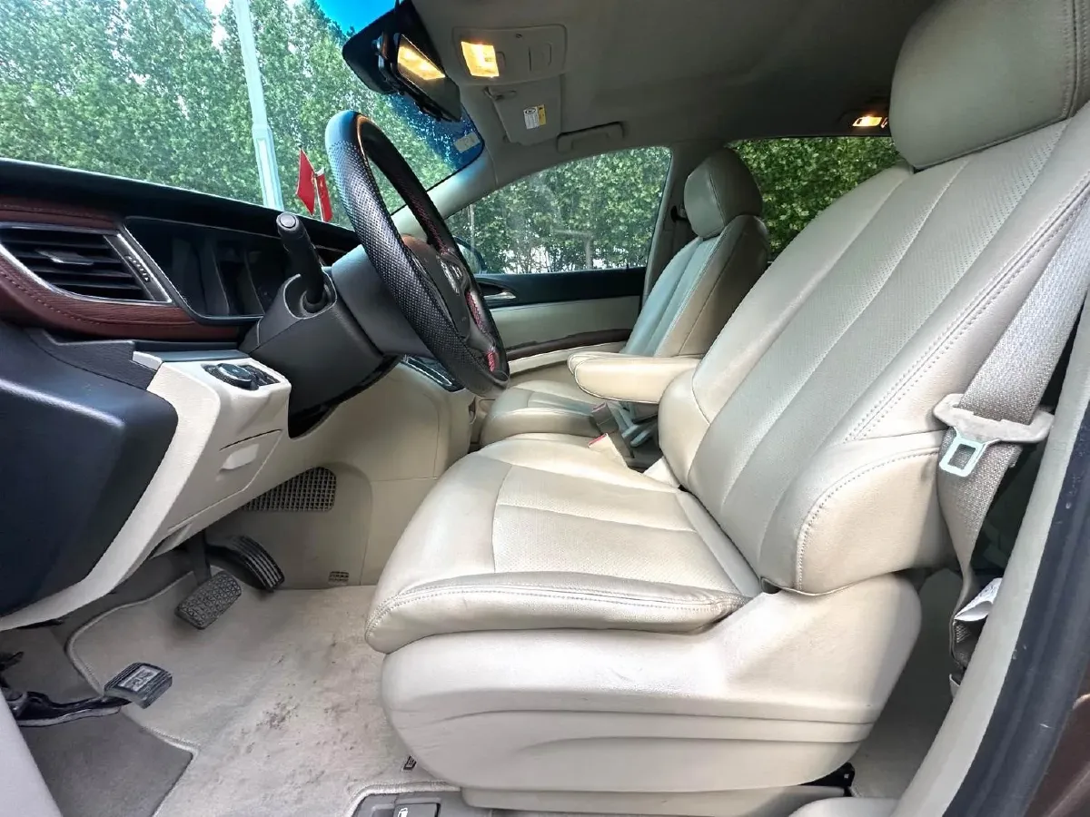 2018 Buick GL8 2.0T 260HP L4 6AT,autocango,china used car exporter,china ev exporter,chinese used car exporter,chinese used ev exporter