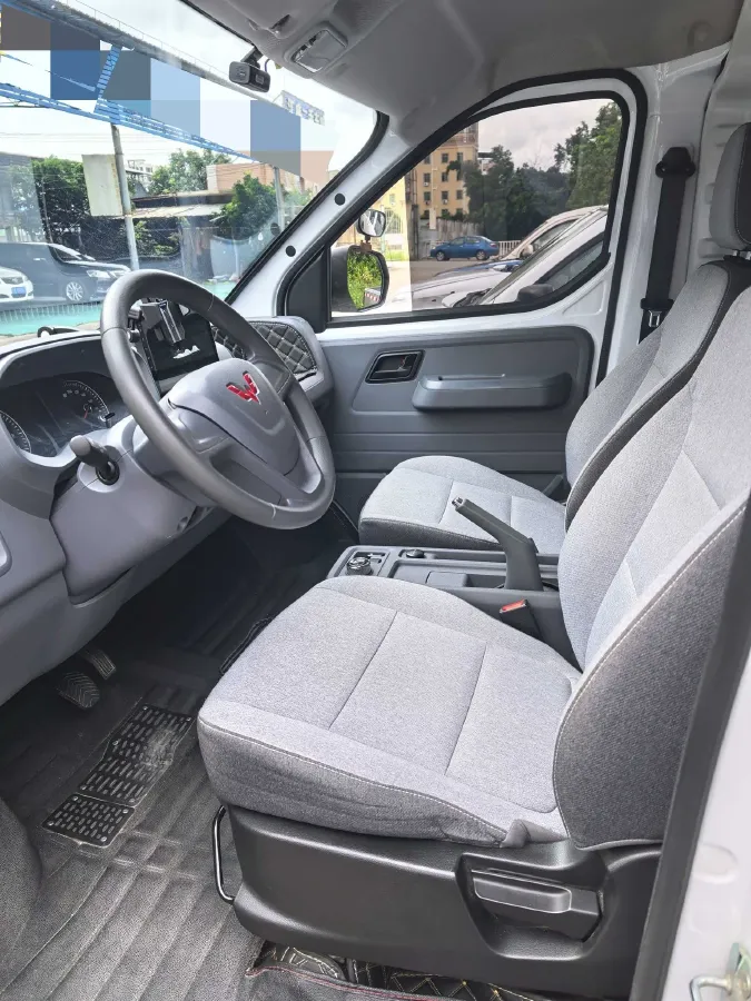 2024 WuLing YangGuang BEV 41.9KWH,autocango,china used car exporter,china ev exporter,chinese used car exporter,chinese used ev exporter