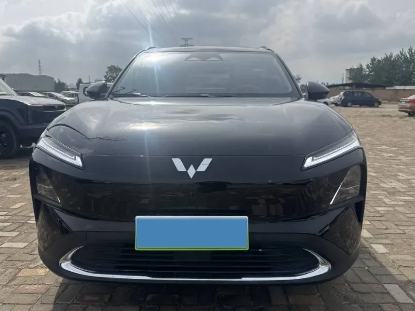 2025 WuLing XingGuangS 1.5T 143HP L4 E-CVT PHEV,autocango,china used car exporter,china ev exporter,chinese used car exporter,chinese used ev exporter