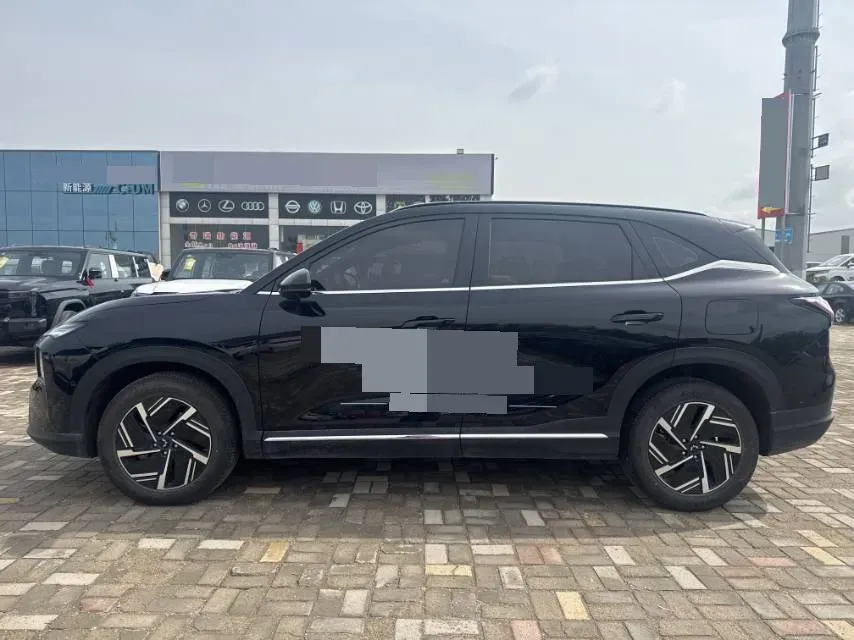2025 WuLing XingGuangS 1.5T 143HP L4 E-CVT PHEV,autocango,china used car exporter,china ev exporter,chinese used car exporter,chinese used ev exporter