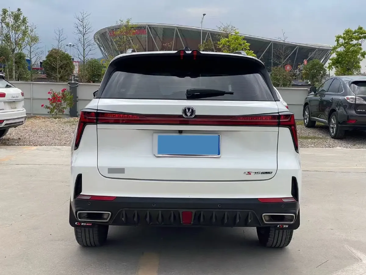 2022 ChangAn CS75 Plus 1.5T 188HP L4 8AT,autocango,china used car exporter,china ev exporter,chinese used car exporter,chinese used ev exporter