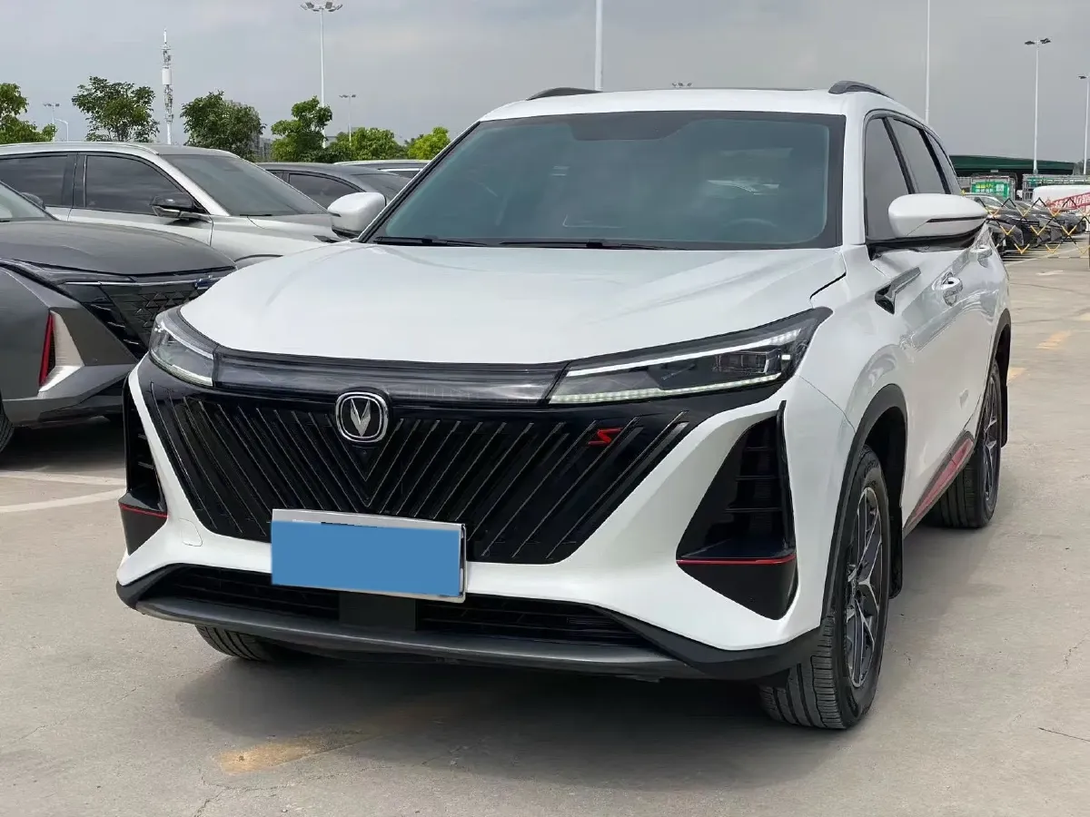2022 ChangAn CS75 Plus 1.5T 188HP L4 8AT,autocango,china used car exporter,china ev exporter,chinese used car exporter,chinese used ev exporter