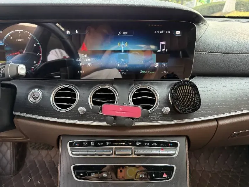 2021 Mercedes-Benz E Class 2.0T 258HP L4 9AT,autocango,china used car exporter,china ev exporter,chinese used car exporter,chinese used ev exporter