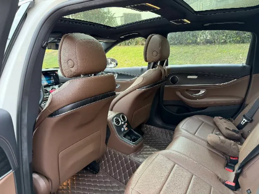 2021 Mercedes-Benz E Class 2.0T 258HP L4 9AT,autocango,china used car exporter,china ev exporter,chinese used car exporter,chinese used ev exporter
