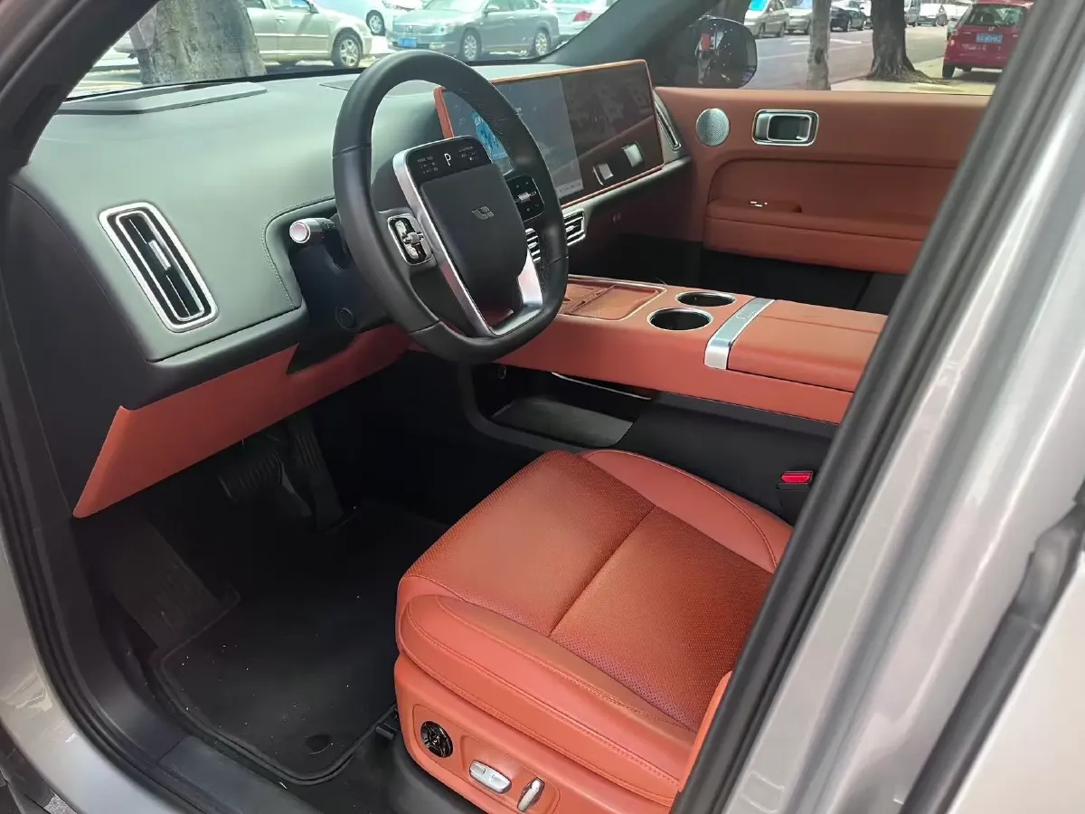 2024 Li L6 Range Extended 154HP L4 REEV 36.8KWH,autocango,china used car exporter,china ev exporter,chinese used car exporter,chinese used ev exporter