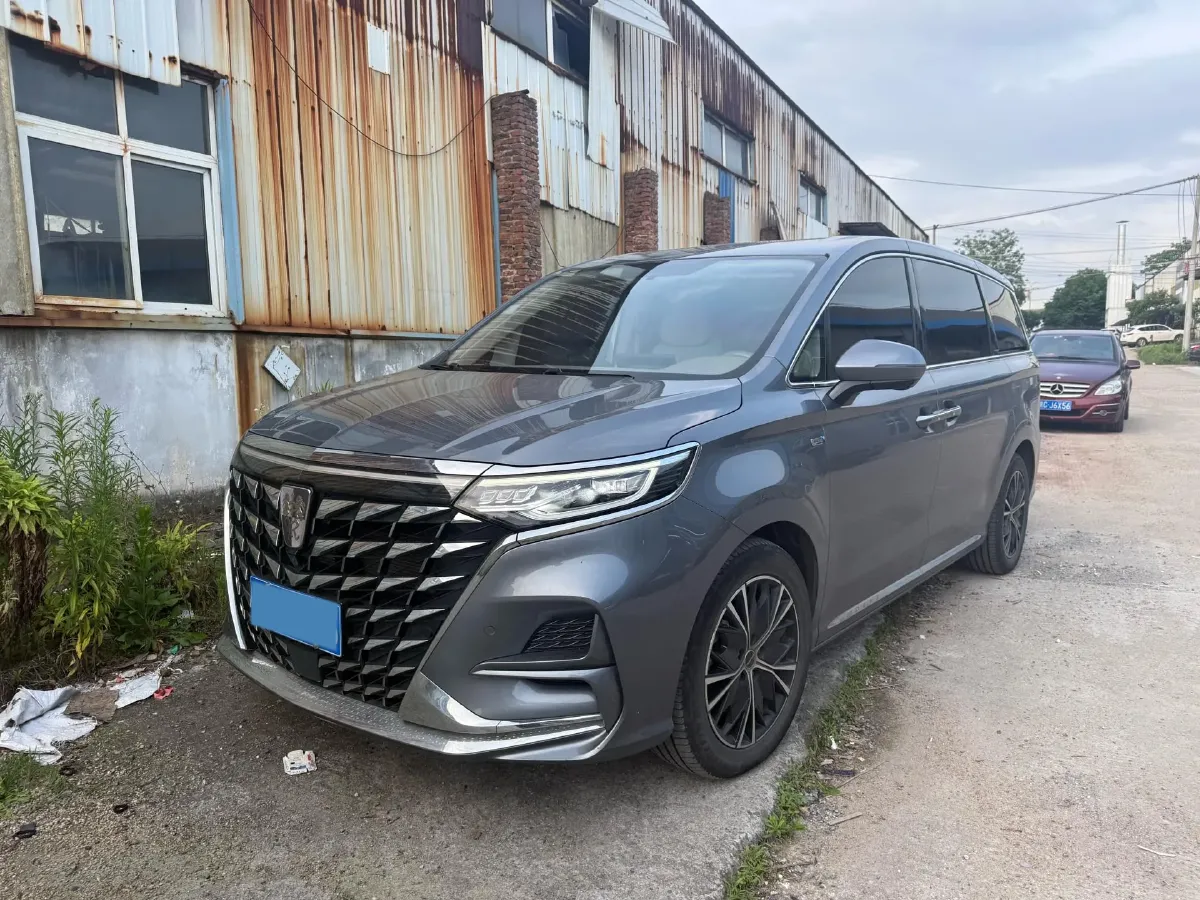 2023 Roewe iMAX8 2.0T 234HP L4 8AT,autocango,china used car exporter,china ev exporter,chinese used car exporter,chinese used ev exporter