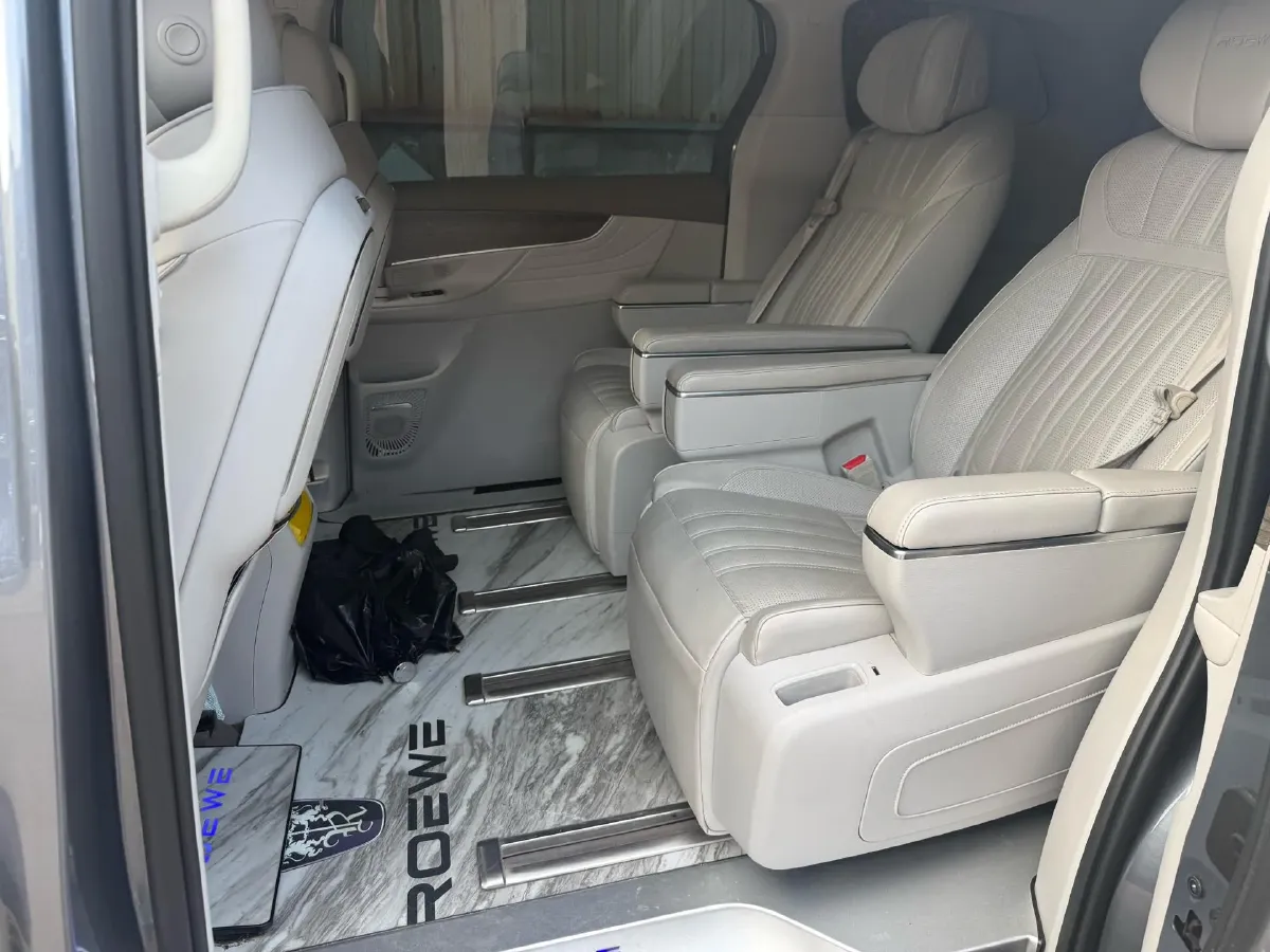 2023 Roewe iMAX8 2.0T 234HP L4 8AT,autocango,china used car exporter,china ev exporter,chinese used car exporter,chinese used ev exporter