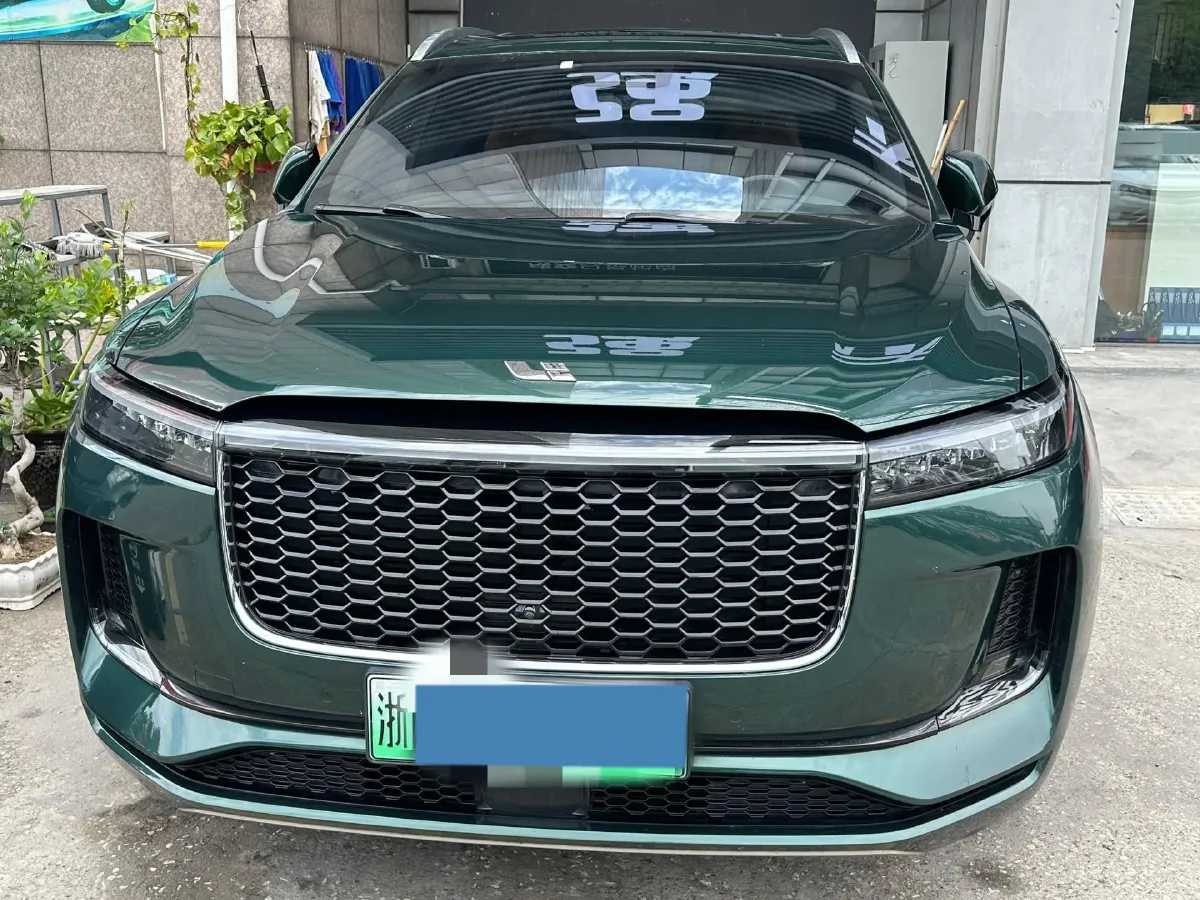 2021 Li ONE Range Extended 131HP REEV 40.5KWH,autocango,china used car exporter,china ev exporter,chinese used car exporter,chinese used ev exporter