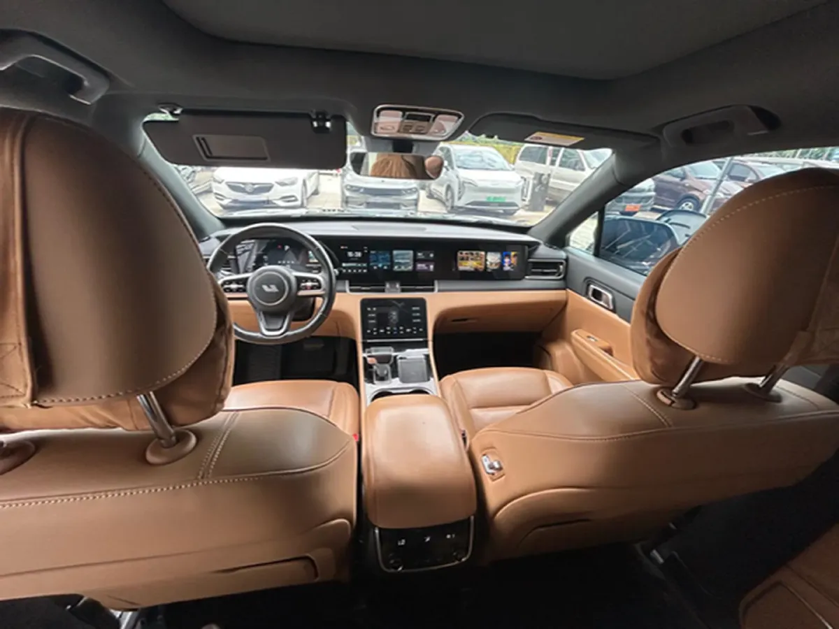 2021 Li ONE Range Extended 131HP REEV 40.5KWH,autocango,china used car exporter,china ev exporter,chinese used car exporter,chinese used ev exporter