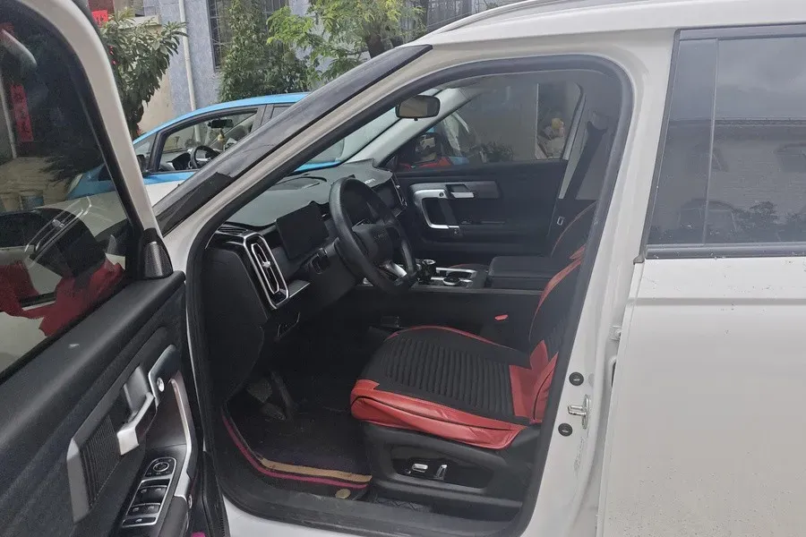 2023 Chery Exploration 06 1.6T 197HP L4 7DCT,autocango,china used car exporter,china ev exporter,chinese used car exporter,chinese used ev exporter