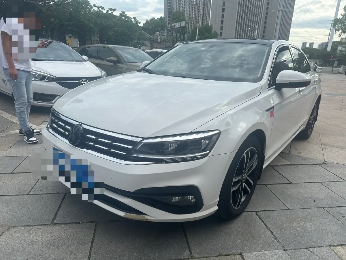 2019 Volkswagen Passat 1.4T 150HP L4 7DCT,autocango,china used car exporter,china ev exporter,chinese used car exporter,chinese used ev exporter