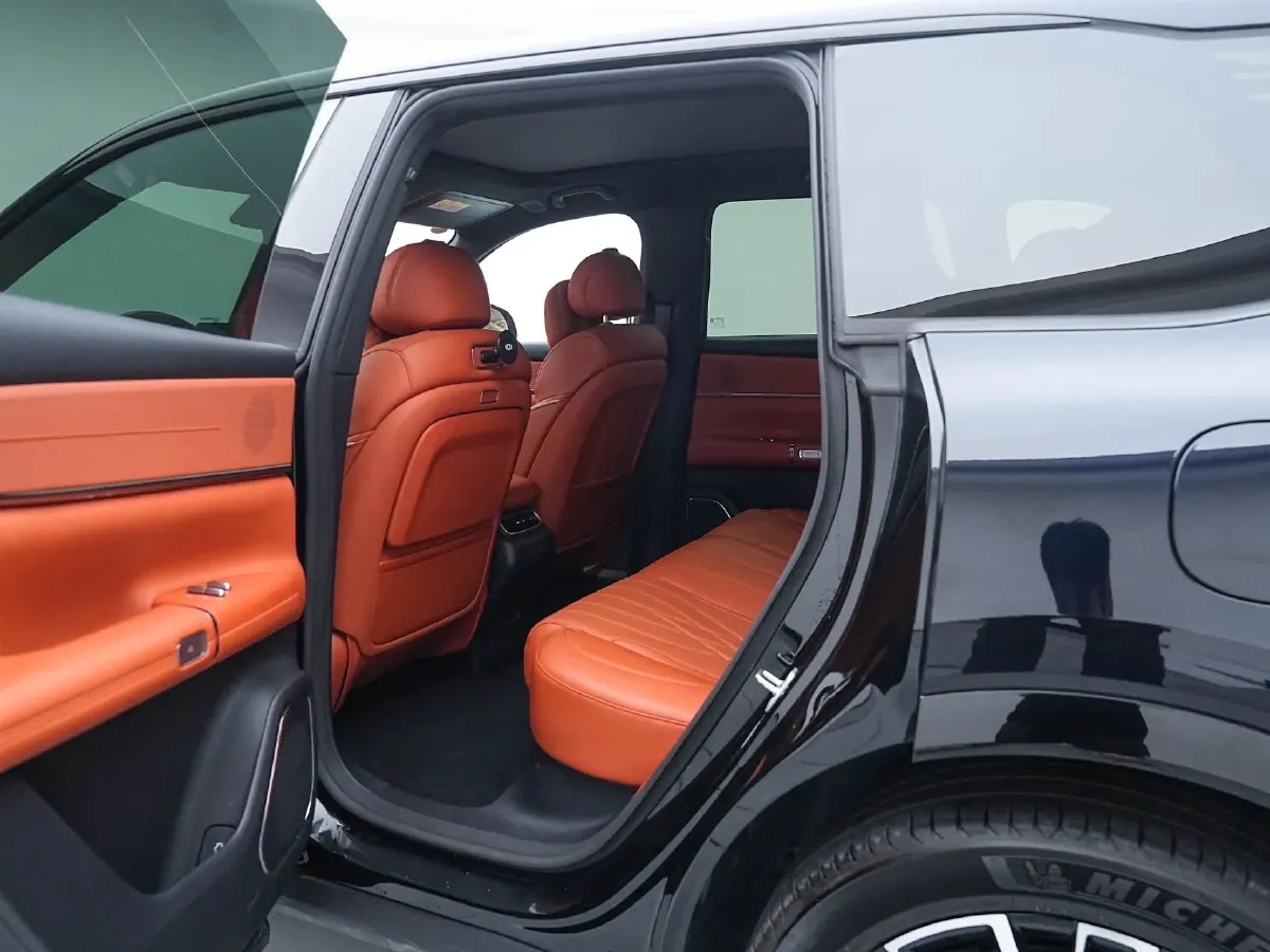 2025 ChangAn QiYuan Q07 1.5T 150HP L4 E-CVT PHEV,autocango,china used car exporter,china ev exporter,chinese used car exporter,chinese used ev exporter