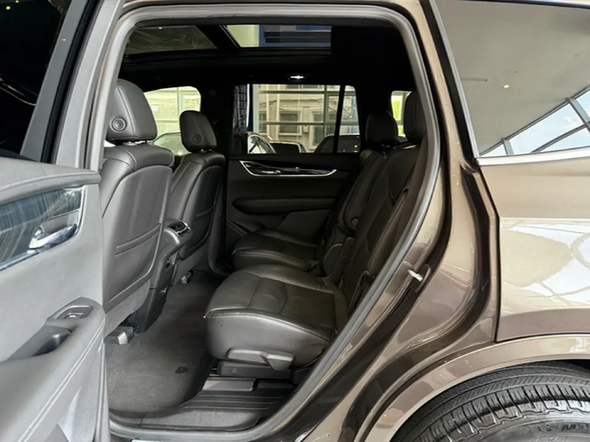 2020 Cadillac XT6 2.0T 241HP L4 9AT,autocango,china used car exporter,china ev exporter,chinese used car exporter,chinese used ev exporter