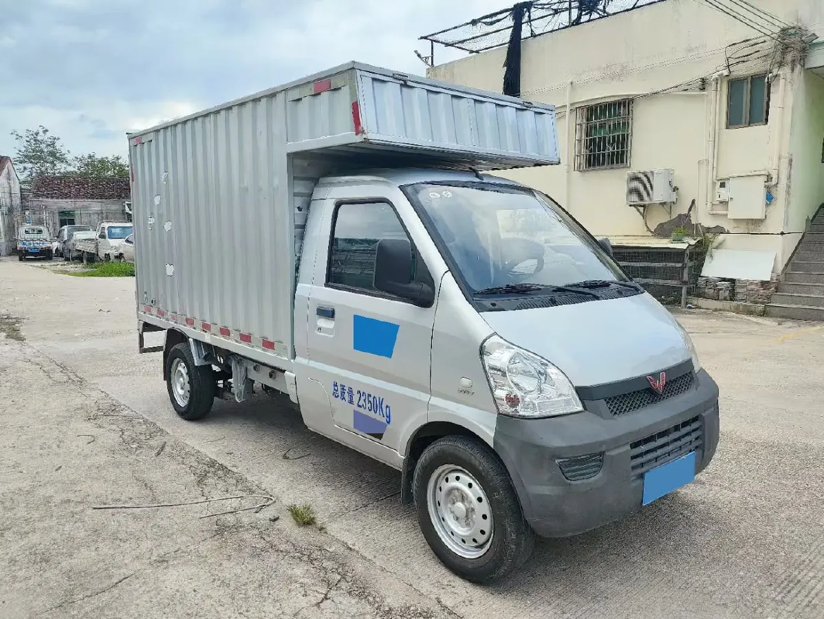 2021 WuLing RongGuang Mini Truck 1.5L 99HP L4 5MT,autocango,china used car exporter,china ev exporter,chinese used car exporter,chinese used ev exporter