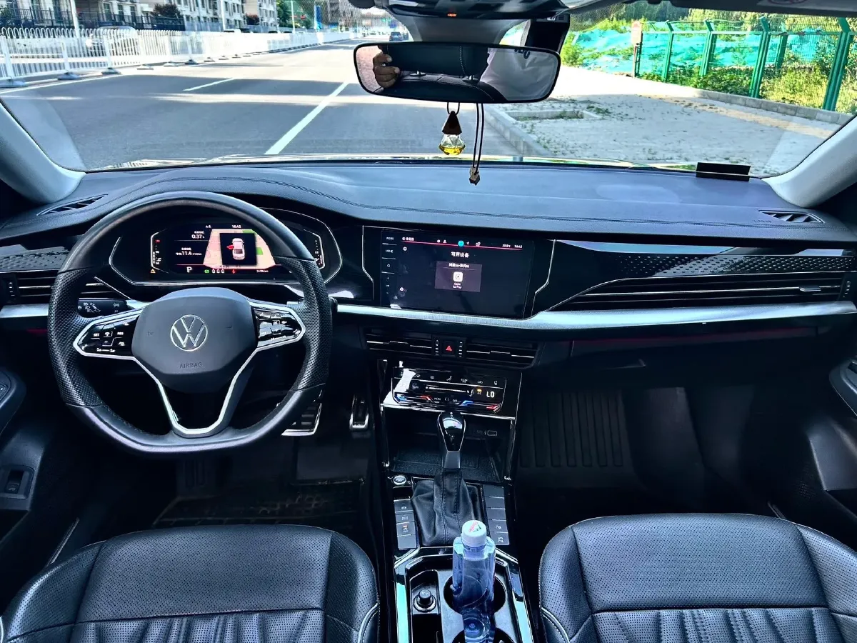 2023 Volkswagen Passat 2.0T 186HP L4 7DCT,autocango,china used car exporter,china ev exporter,chinese used car exporter,chinese used ev exporter