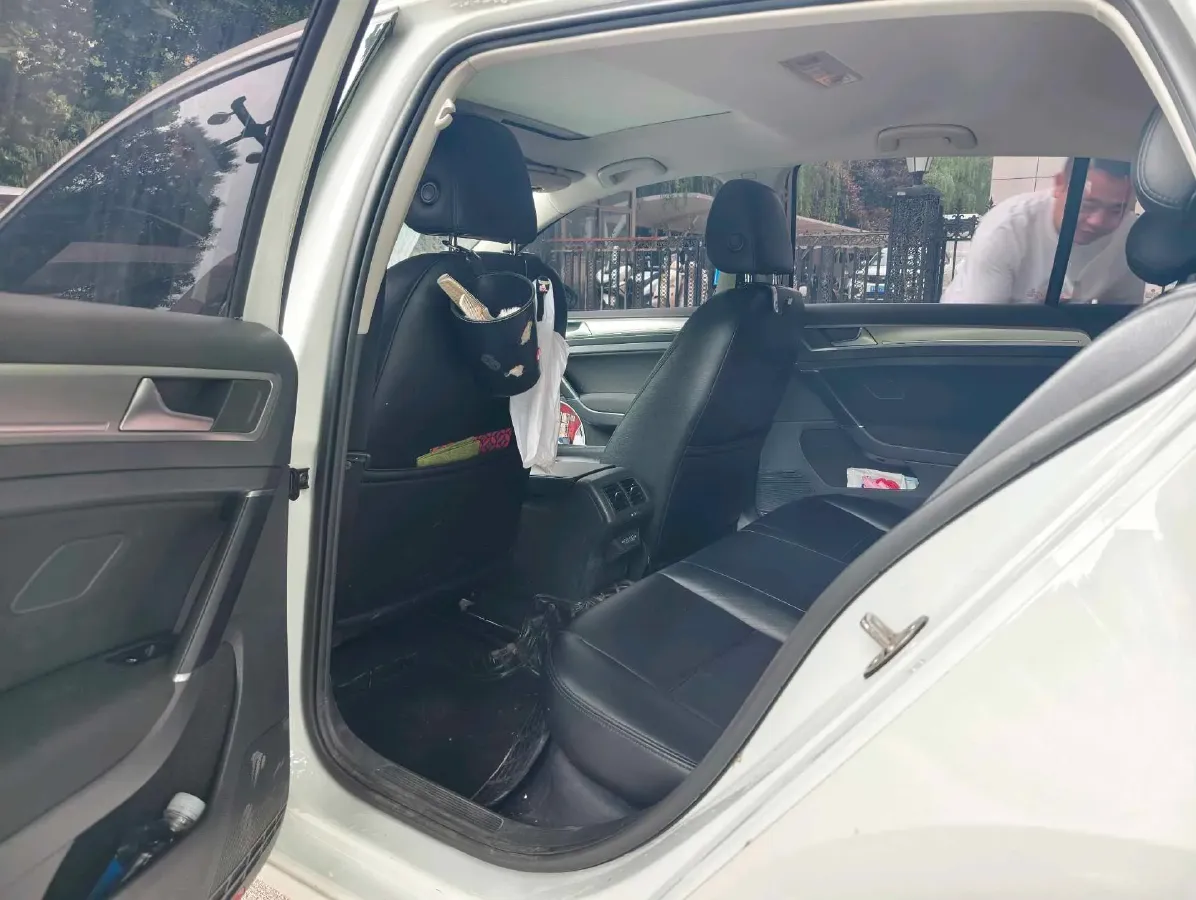 2020 Volkswagen Golf 1.2T 116HP L4 7DCT,autocango,china used car exporter,china ev exporter,chinese used car exporter,chinese used ev exporter