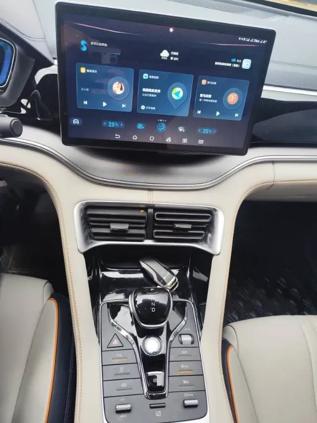 2022 Hyundai Tucson 2.0L 150HP L4 6AT Hybrid,autocango,china used car exporter,china ev exporter,chinese used car exporter,chinese used ev exporter