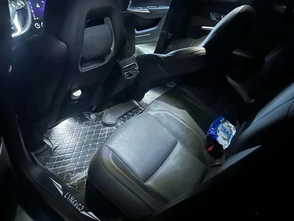 2019 LYNK&CO 01 2.0T 190HP L4 6AT,autocango,china used car exporter,china ev exporter,chinese used car exporter,chinese used ev exporter