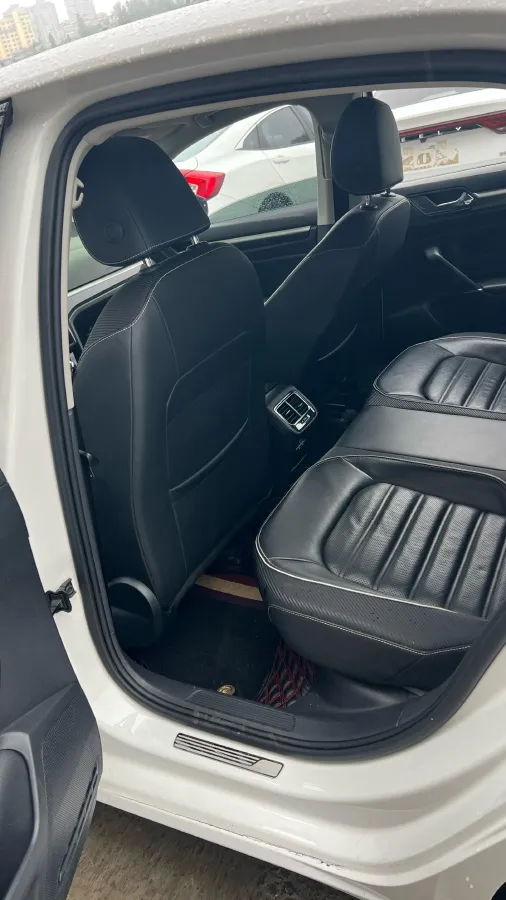 2019 Volkswagen Tayron 2.0T 186HP L4 7DCT,autocango,china used car exporter,china ev exporter,chinese used car exporter,chinese used ev exporter