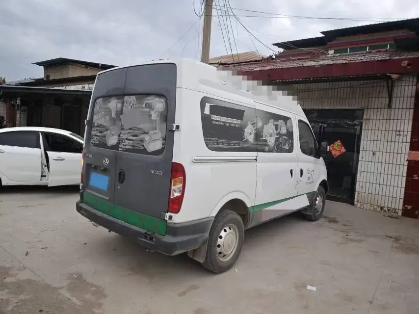 2020 MAXUS XinTu V80 2.5T 136HP L4 6MT,autocango,china used car exporter,china ev exporter,chinese used car exporter,chinese used ev exporter