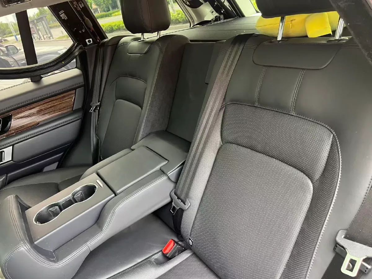 2019 BMW 7 Series 3.0T 340HP L6 8AT,autocango,china used car exporter,china ev exporter,chinese used car exporter,chinese used ev exporter