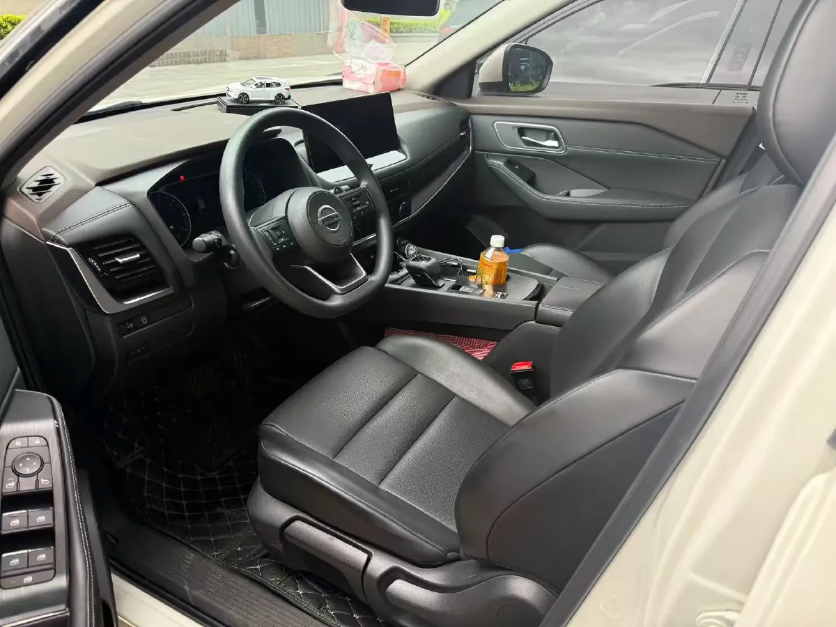 2022 Nissan X-Trail 1.5T 204HP L3 CVT,autocango,china used car exporter,china ev exporter,chinese used car exporter,chinese used ev exporter