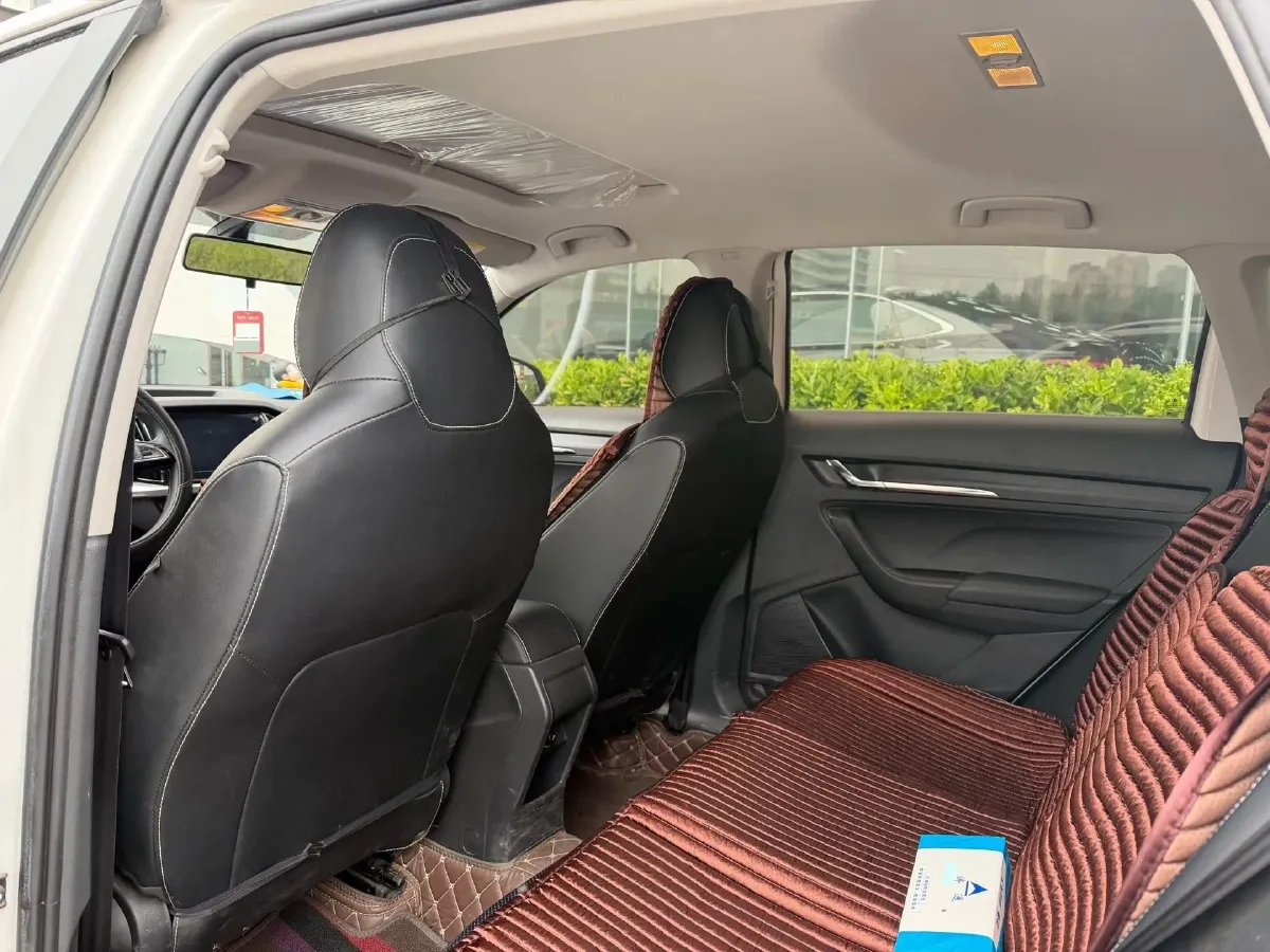 2022 Skoda Kamiq 1.5L 112HP L4 6AT,autocango,china used car exporter,china ev exporter,chinese used car exporter,chinese used ev exporter