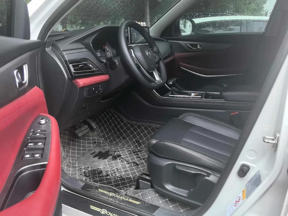 2023 ChangAn CS75 1.5T 188HP L4 7DCT,autocango,china used car exporter,china ev exporter,chinese used car exporter,chinese used ev exporter