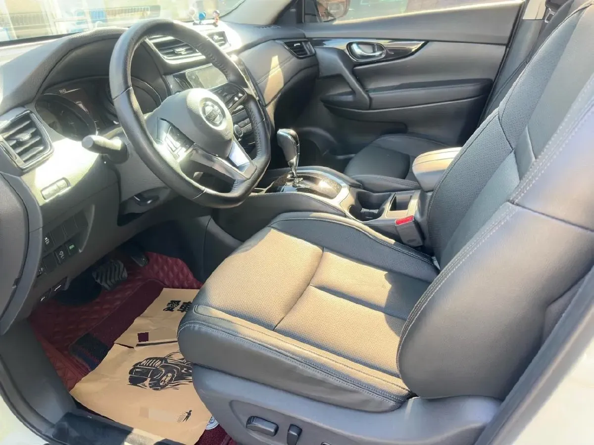 2022 Nissan X-Trail 2.0L 151HP L4 CVT,autocango,china used car exporter,china ev exporter,chinese used car exporter,chinese used ev exporter