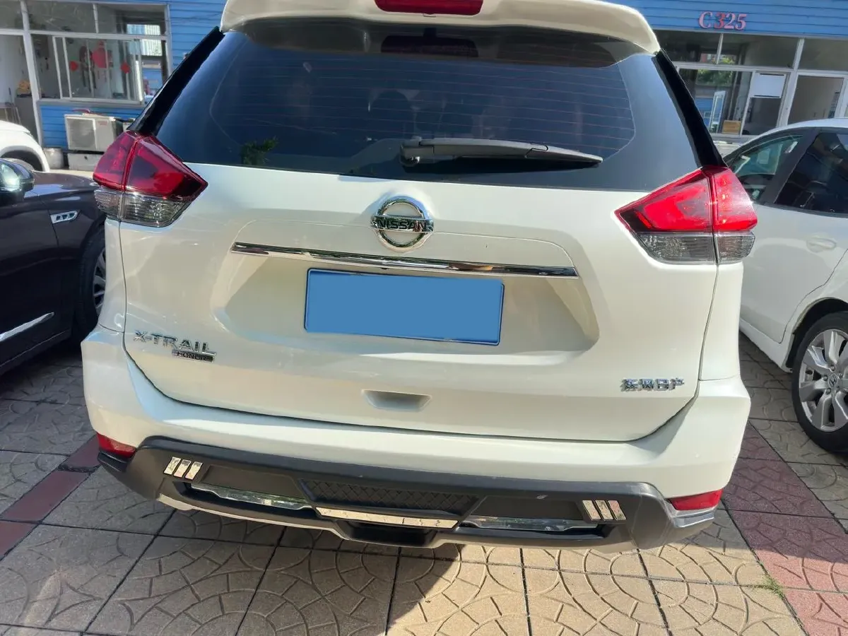 2022 Nissan X-Trail 2.0L 151HP L4 CVT,autocango,china used car exporter,china ev exporter,chinese used car exporter,chinese used ev exporter